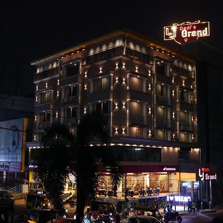 Lj Dadi'S Grand Hotell Visakhapatnam Eksteriør bilde