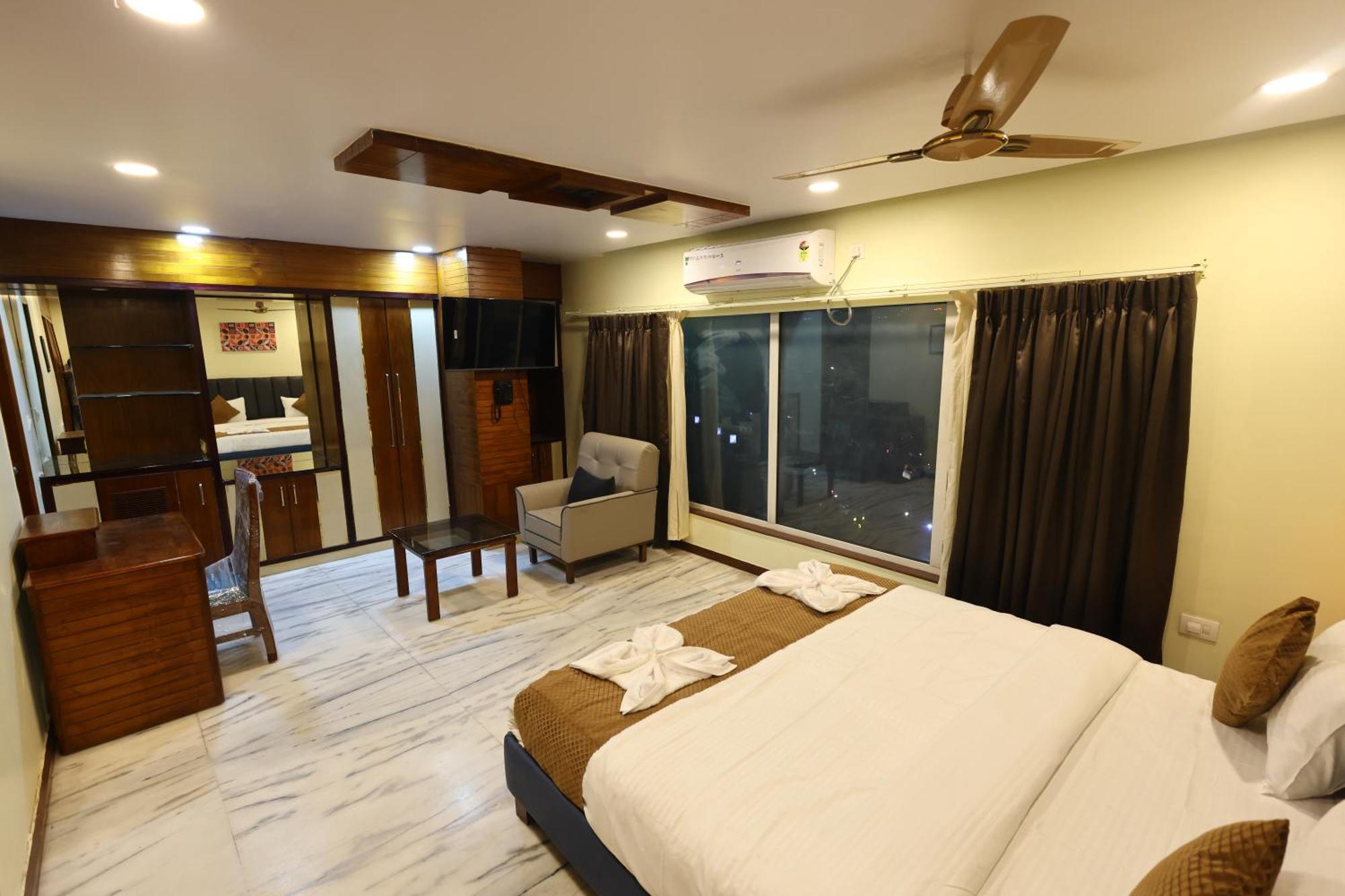Lj Dadi'S Grand Hotell Visakhapatnam Eksteriør bilde