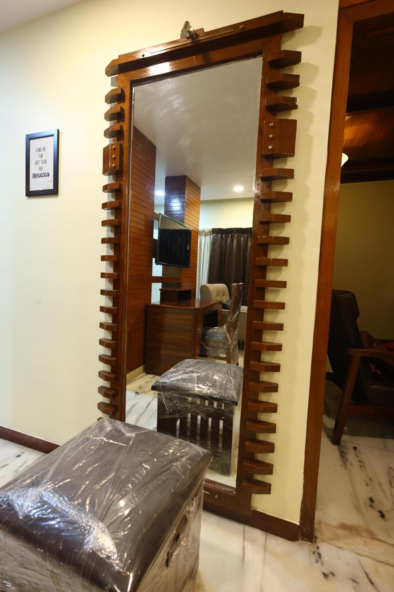 Lj Dadi'S Grand Hotell Visakhapatnam Eksteriør bilde