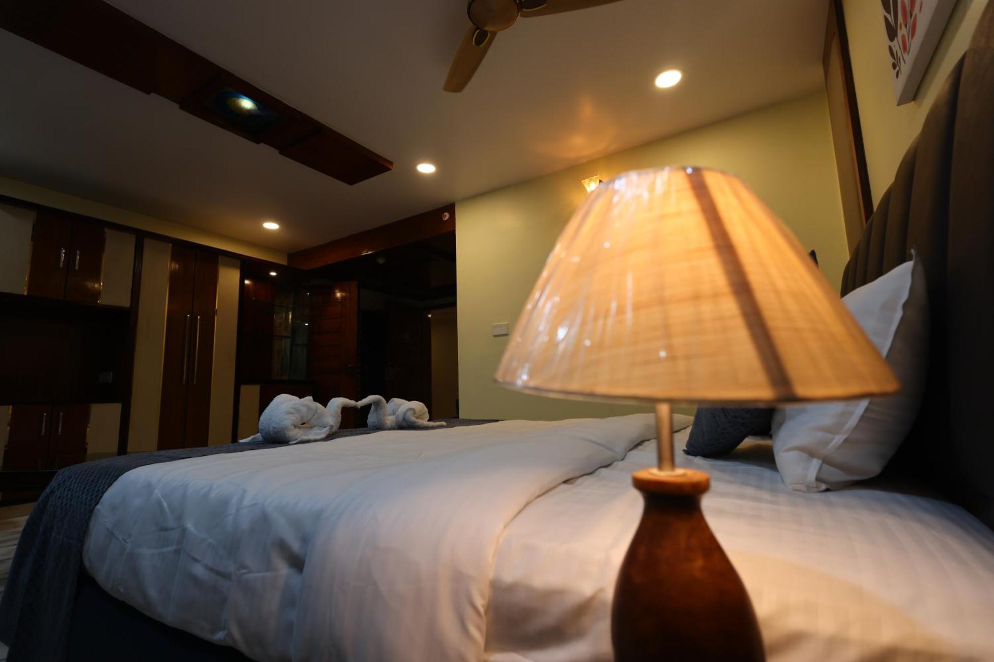 Lj Dadi'S Grand Hotell Visakhapatnam Eksteriør bilde