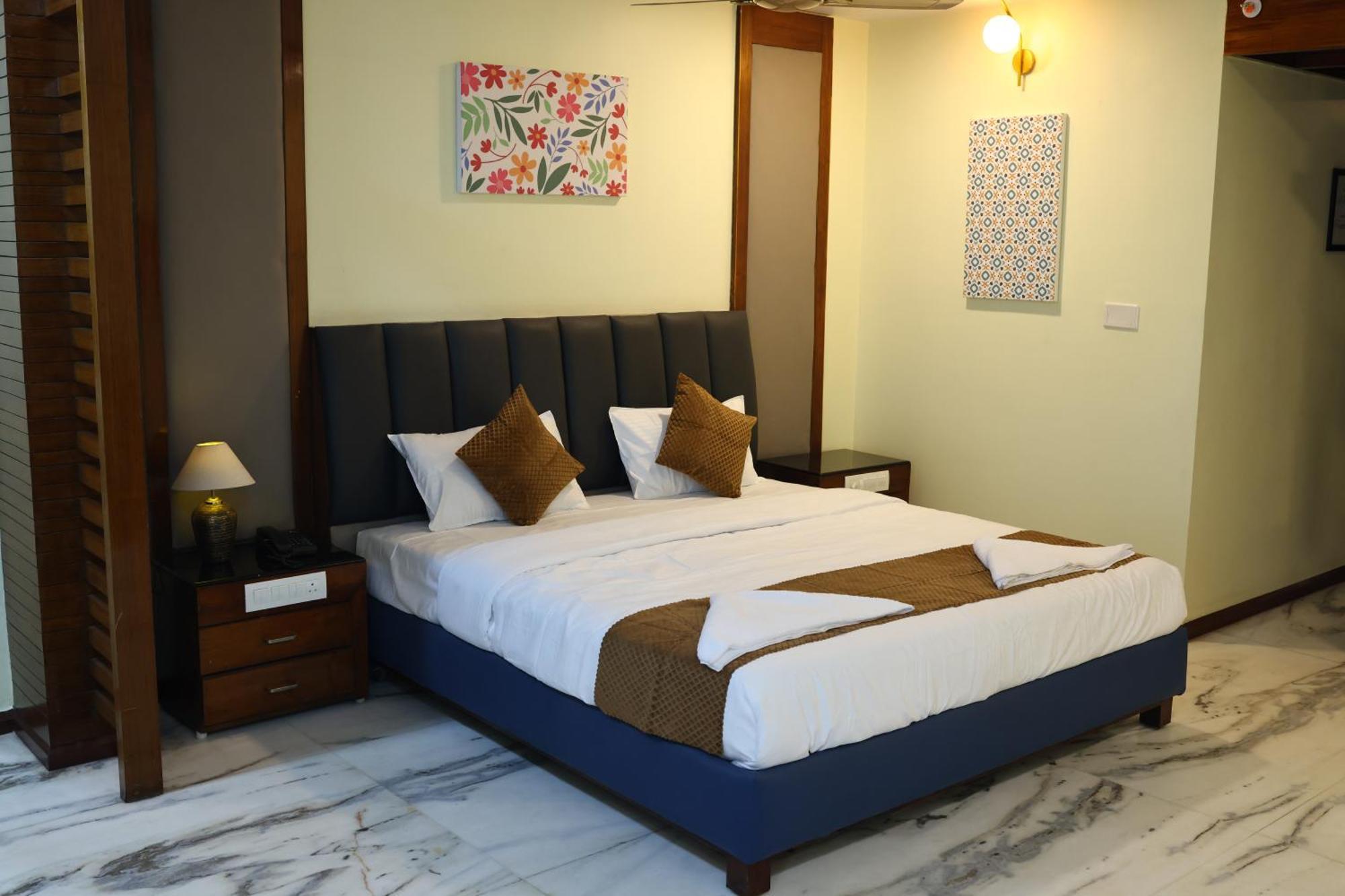Lj Dadi'S Grand Hotell Visakhapatnam Eksteriør bilde