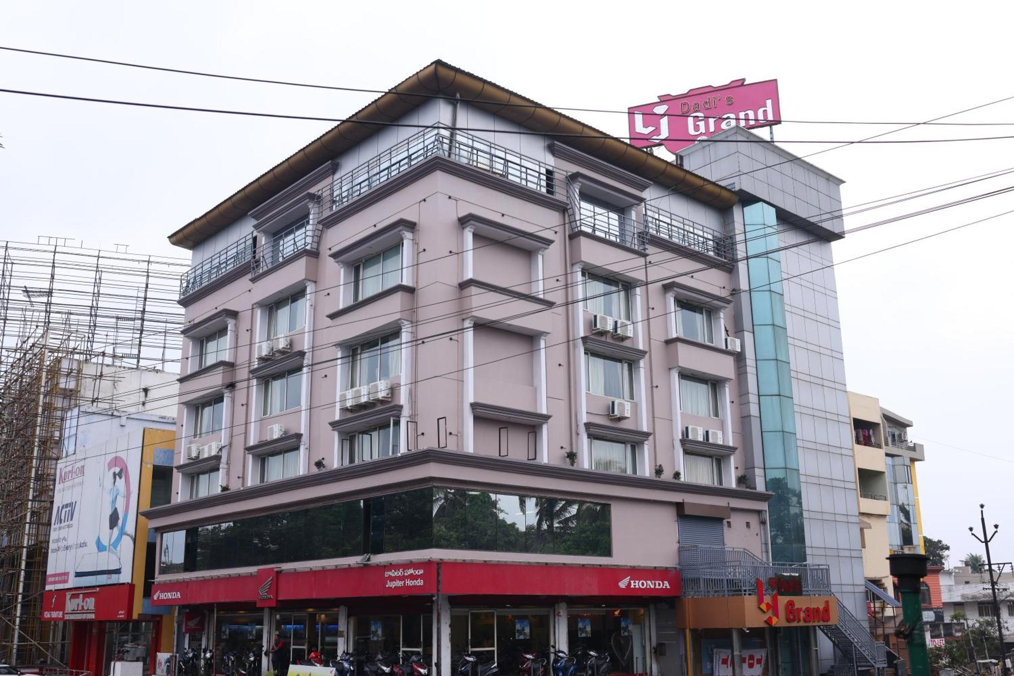 Lj Dadi'S Grand Hotell Visakhapatnam Eksteriør bilde
