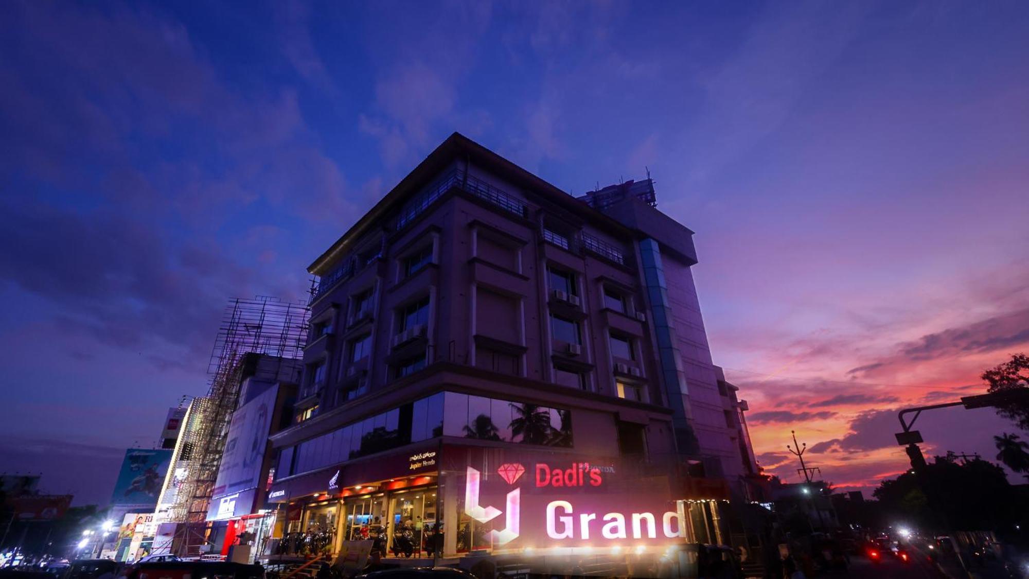 Lj Dadi'S Grand Hotell Visakhapatnam Eksteriør bilde